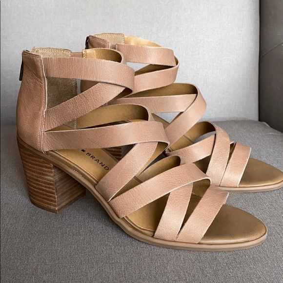 Lucky Brand Kallia Block Heel Strappy Sandals - Picture 3 of 7